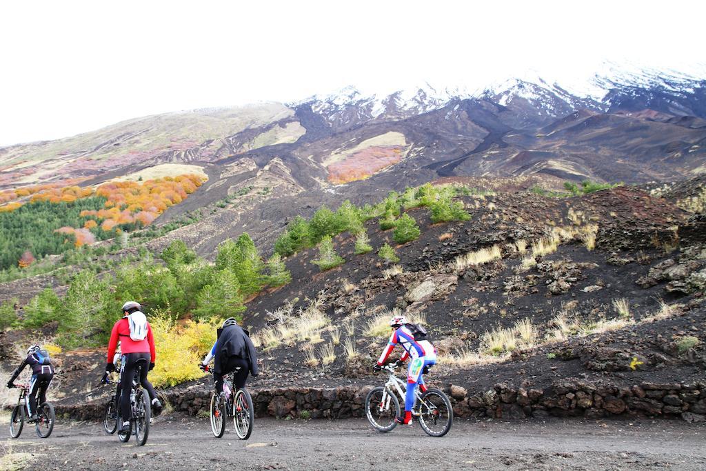 Etna Holiday Home Николози Екстериор снимка